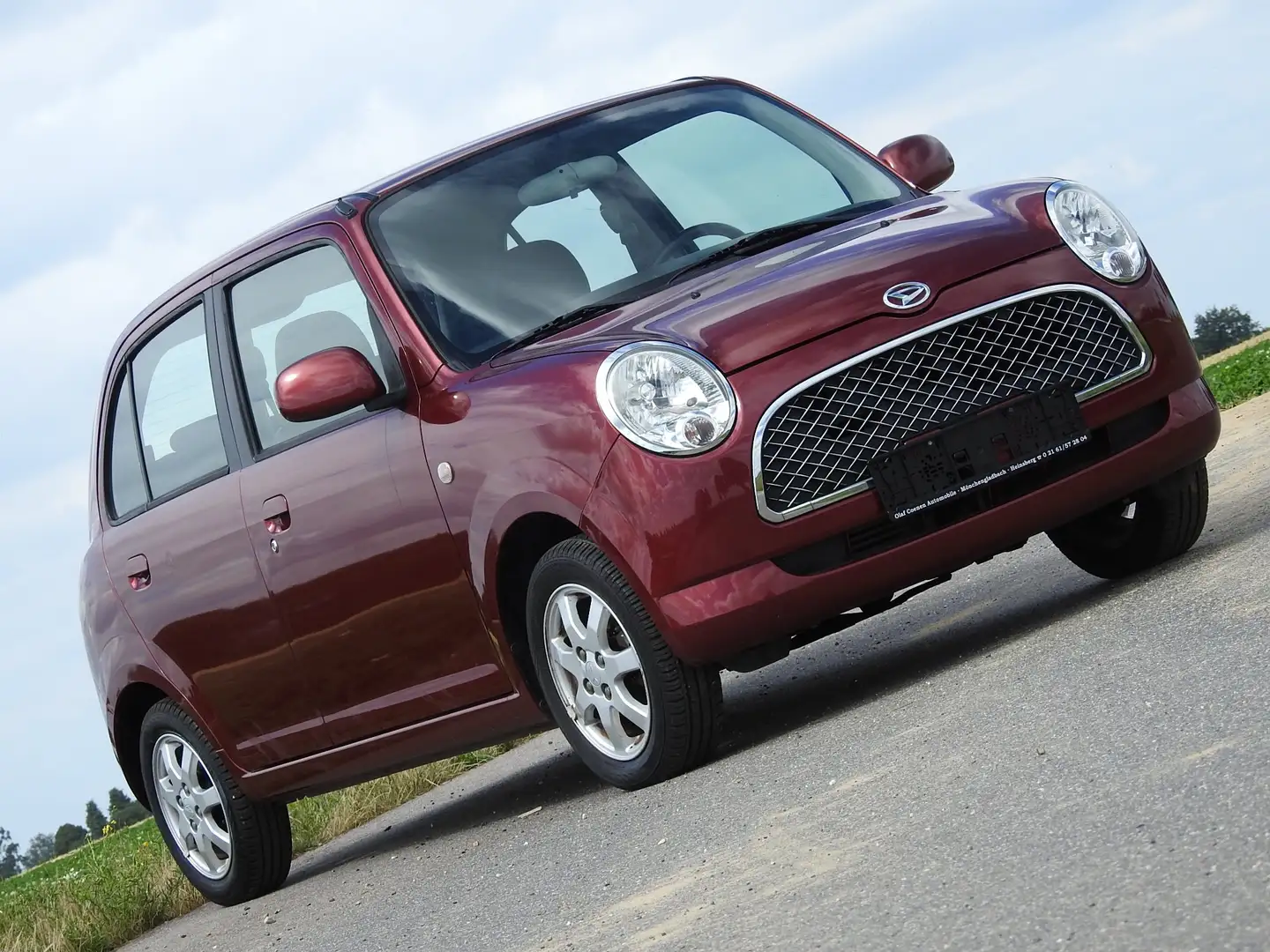 Daihatsu Trevis Klima. EFH. ZV&FB. nur 73566km! Rot - 2