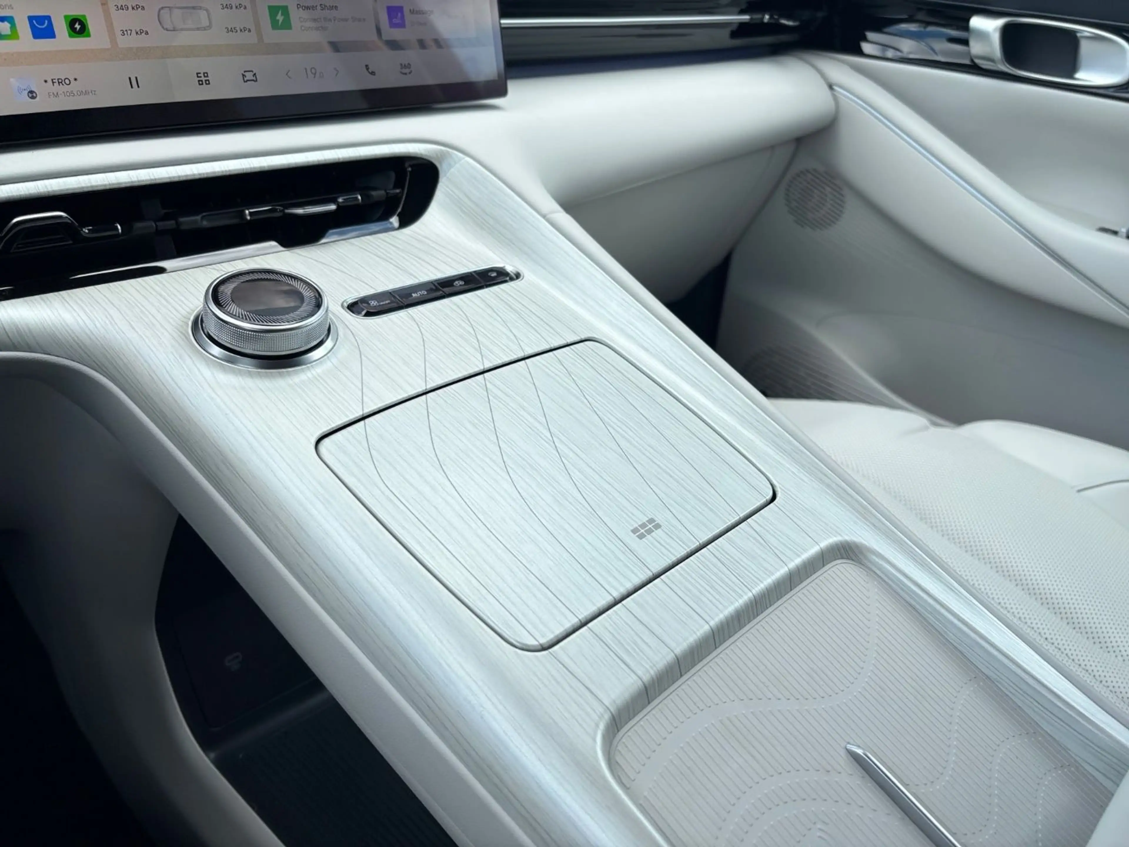Geely E5 MAX ACC+LED+Navi+SHZ+360+Bel.Sitz+Kam.+KlimaA — photo 24