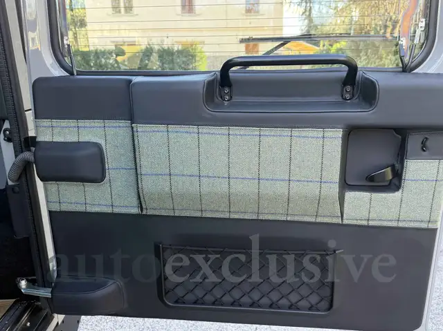 Land Rover Defender view 11