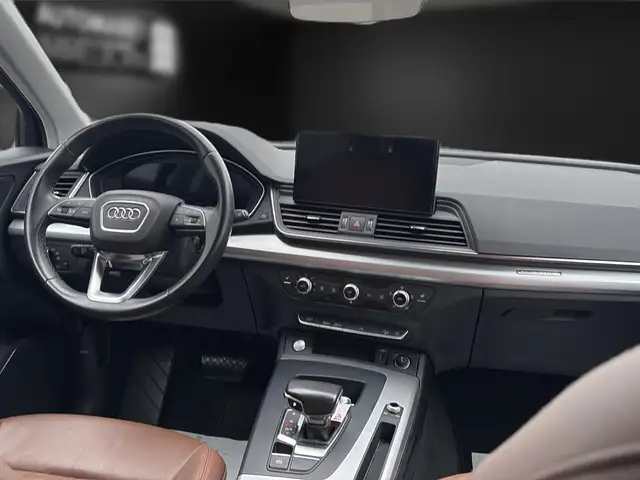 Audi Q5 view 15