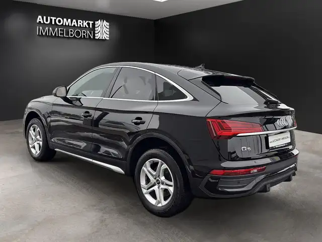 Audi Q5 view 6