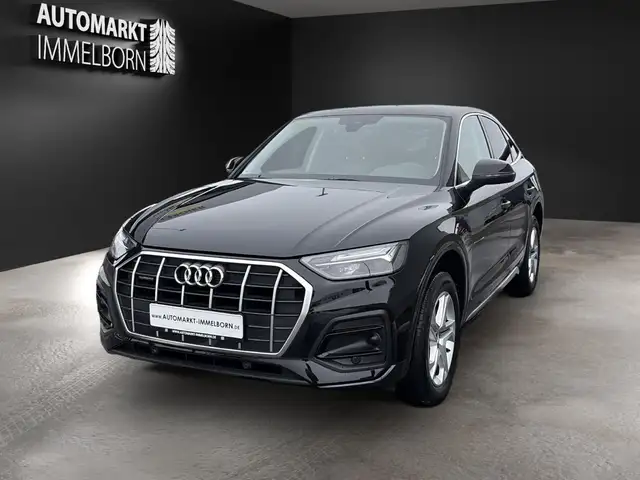 Audi Q5 view 2
