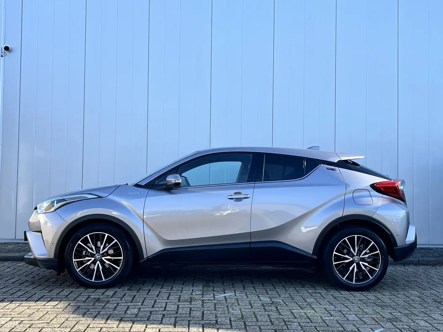Toyota C-HR 1.8 Hybrid Executive Half Leder Stoelverwarming Na Grijs - 2