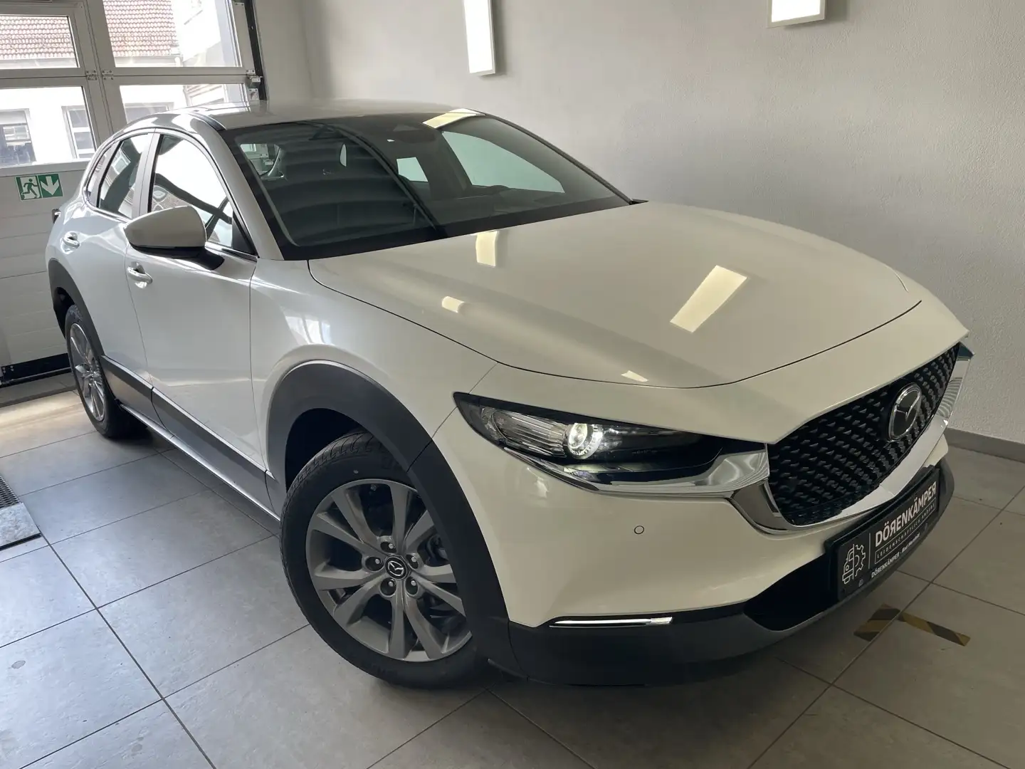 Mazda CX-30 5WGN 2.5L e-SKYACTIV G 140ps 6MT FWD Centre-line Weiß - 1