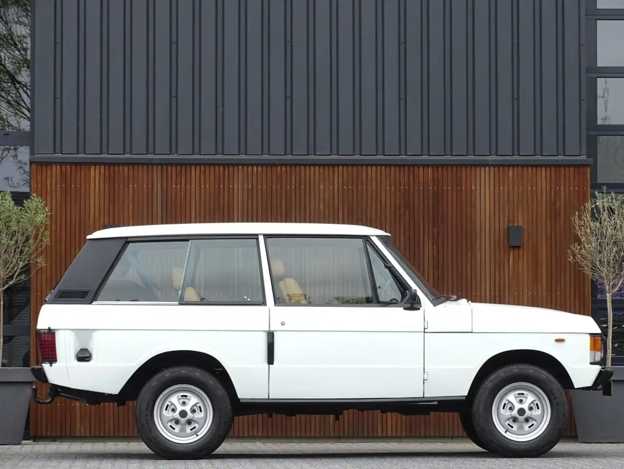 Land Rover Range Rover Classic V8 / 3 DOOR / gerestaureerd 2025 / unieke, foto 3