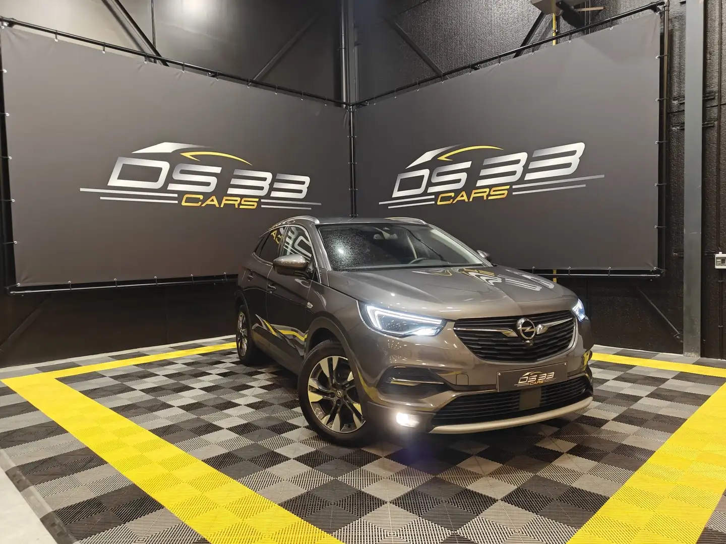 Opel Grandland X Grandland X 1.2 INNOVATION/LED/CAM/DodeHoek/Trekha Grijs - 1