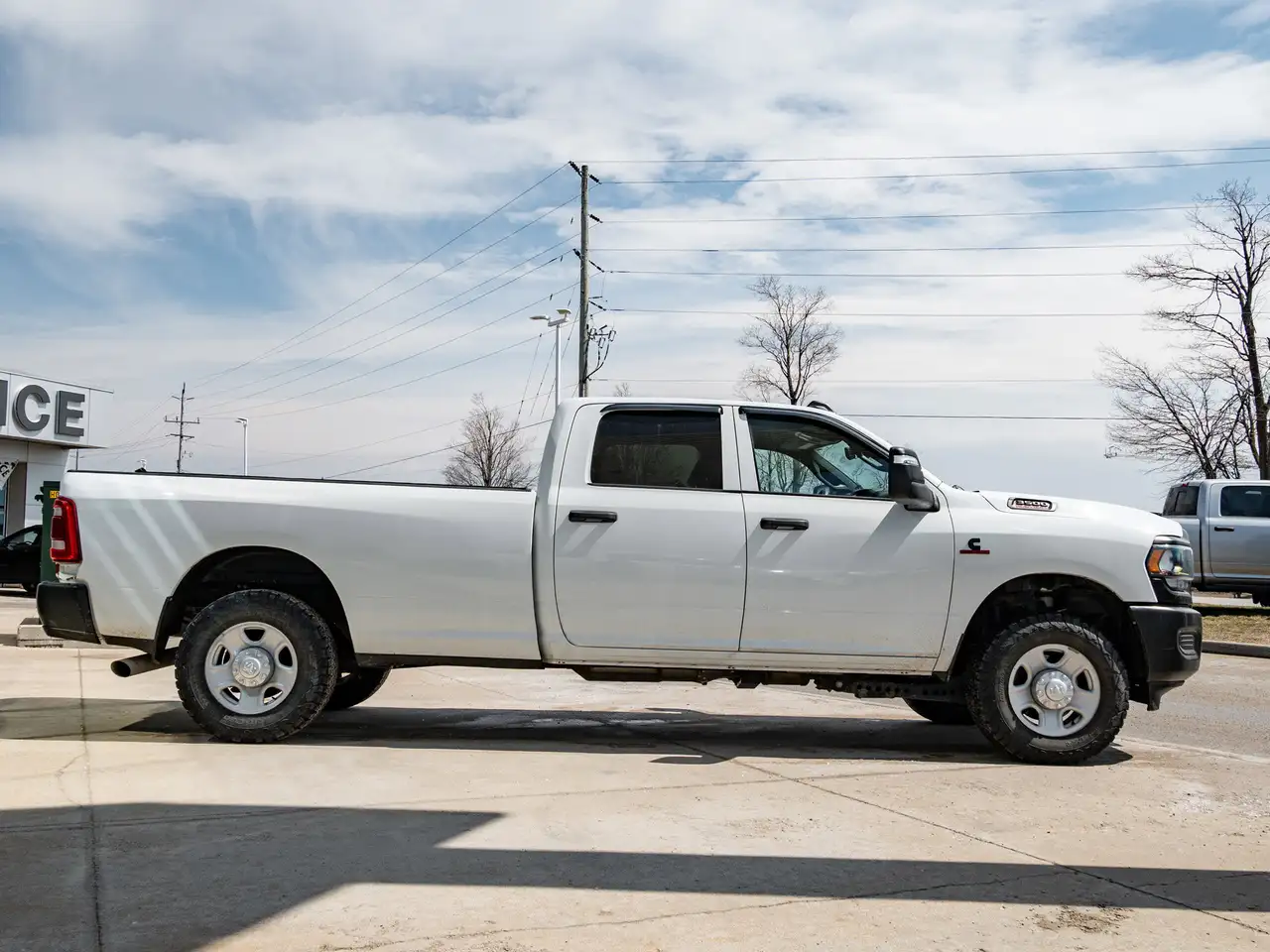 RAM 3500 снимка RAM 3500