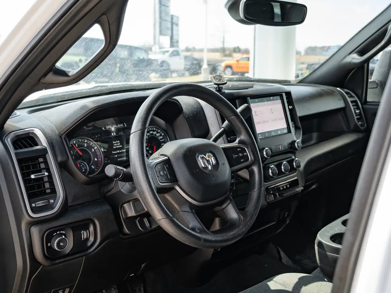 RAM 3500 снимка RAM 3500