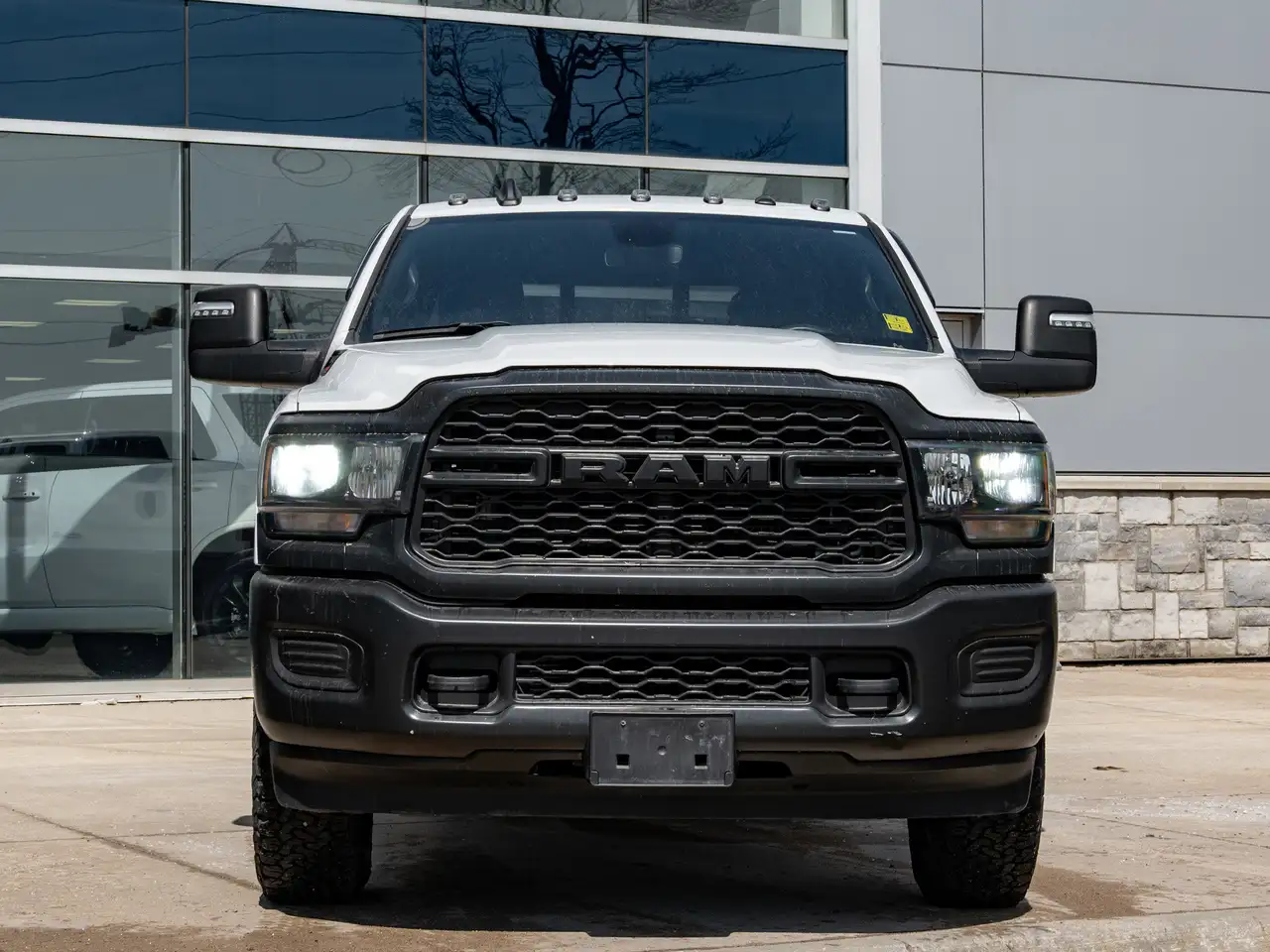 RAM 3500 снимка RAM 3500