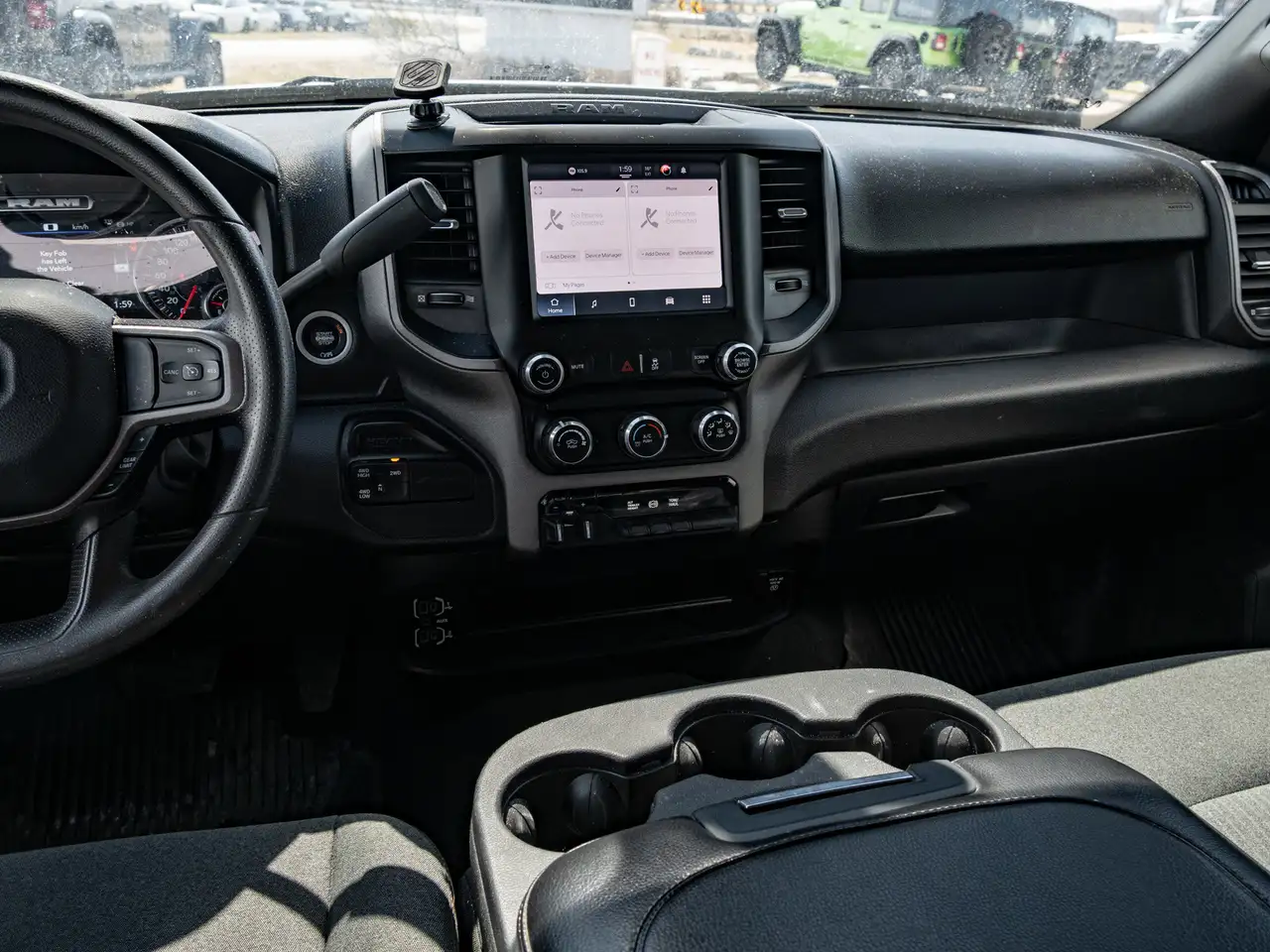 RAM 3500 снимка RAM 3500