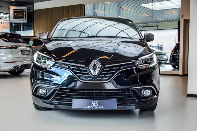 Renault Scenic view 3