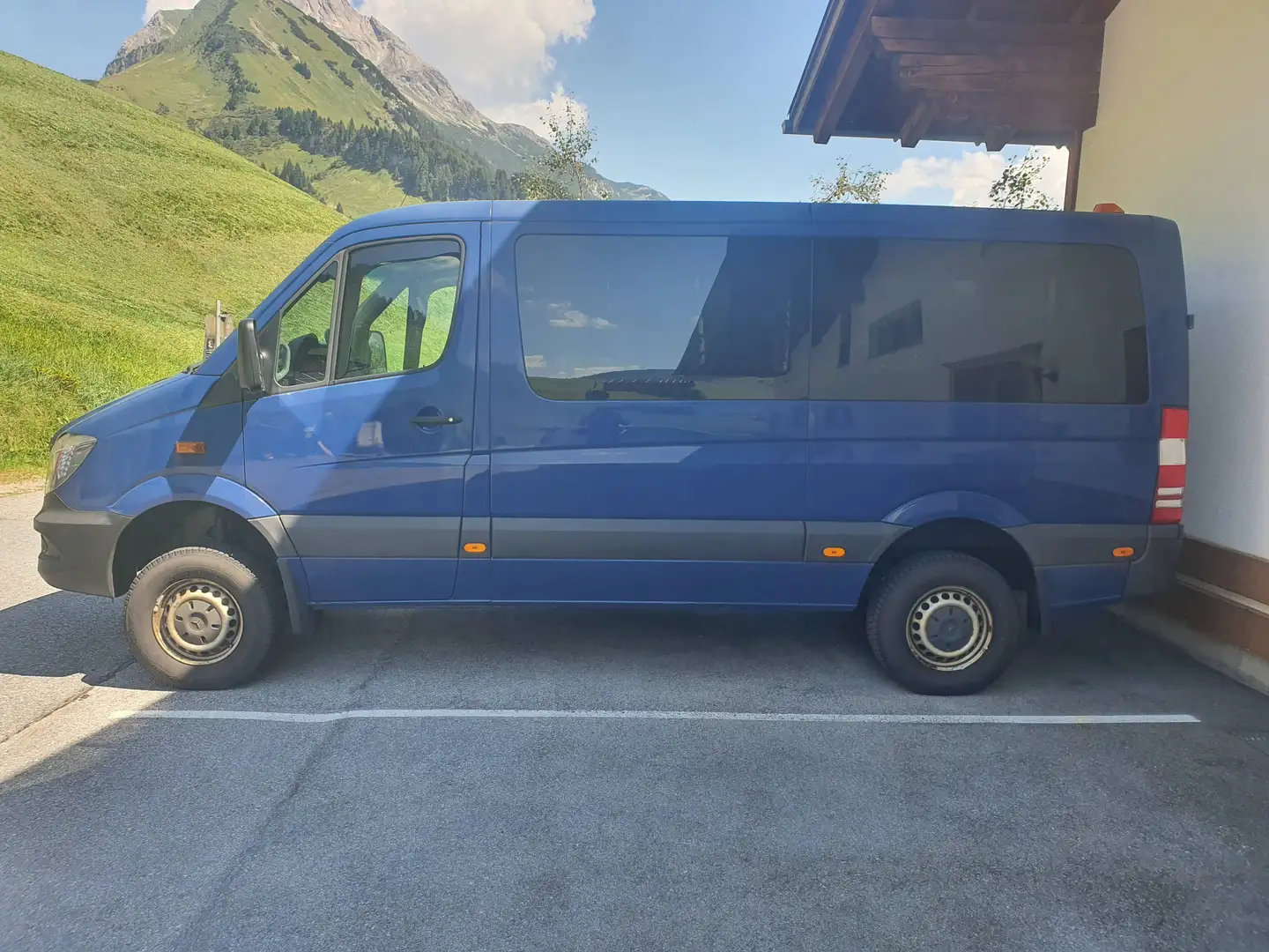 Mercedes-Benz Sprinter 906AC35/4x4 Blau - 2