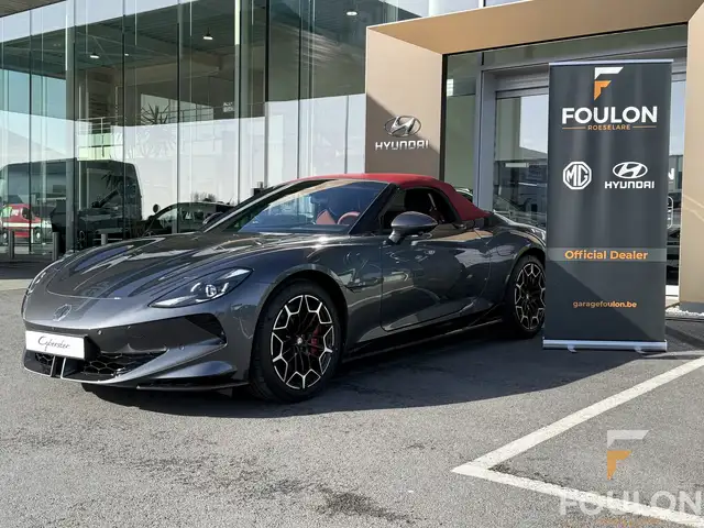 MG Cyberster 77 kWh Trophy Extended Range RED ROOF