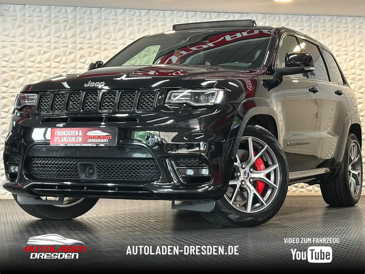 Jeep Grand Cherokee 6.4 HEMI SRT BIXEN#AHK#PANO#ACC Černá - 1