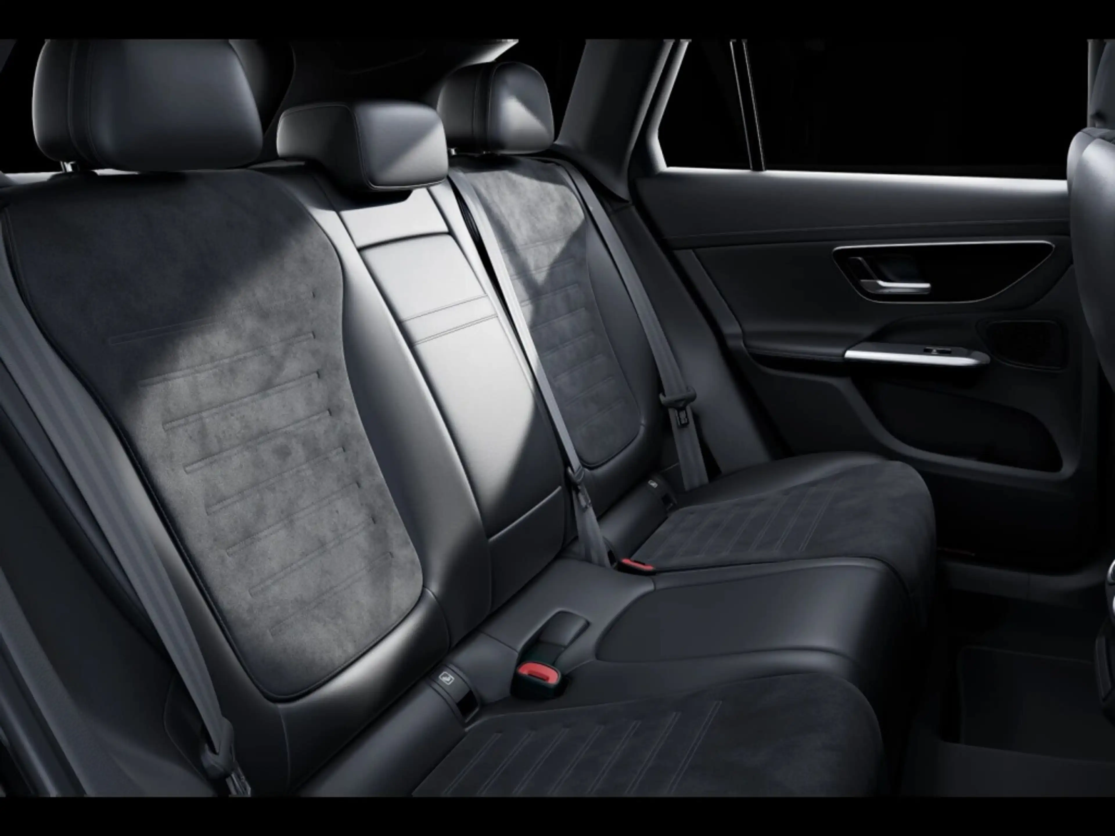 Mercedes-Benz GLC 300 d AMG 4M AHK ADV.+ LED MBUX — photo 12