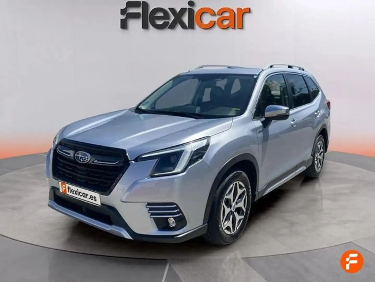 Subaru Forester 2.0i Hybrid Executive Plus CVT Gris - 2
