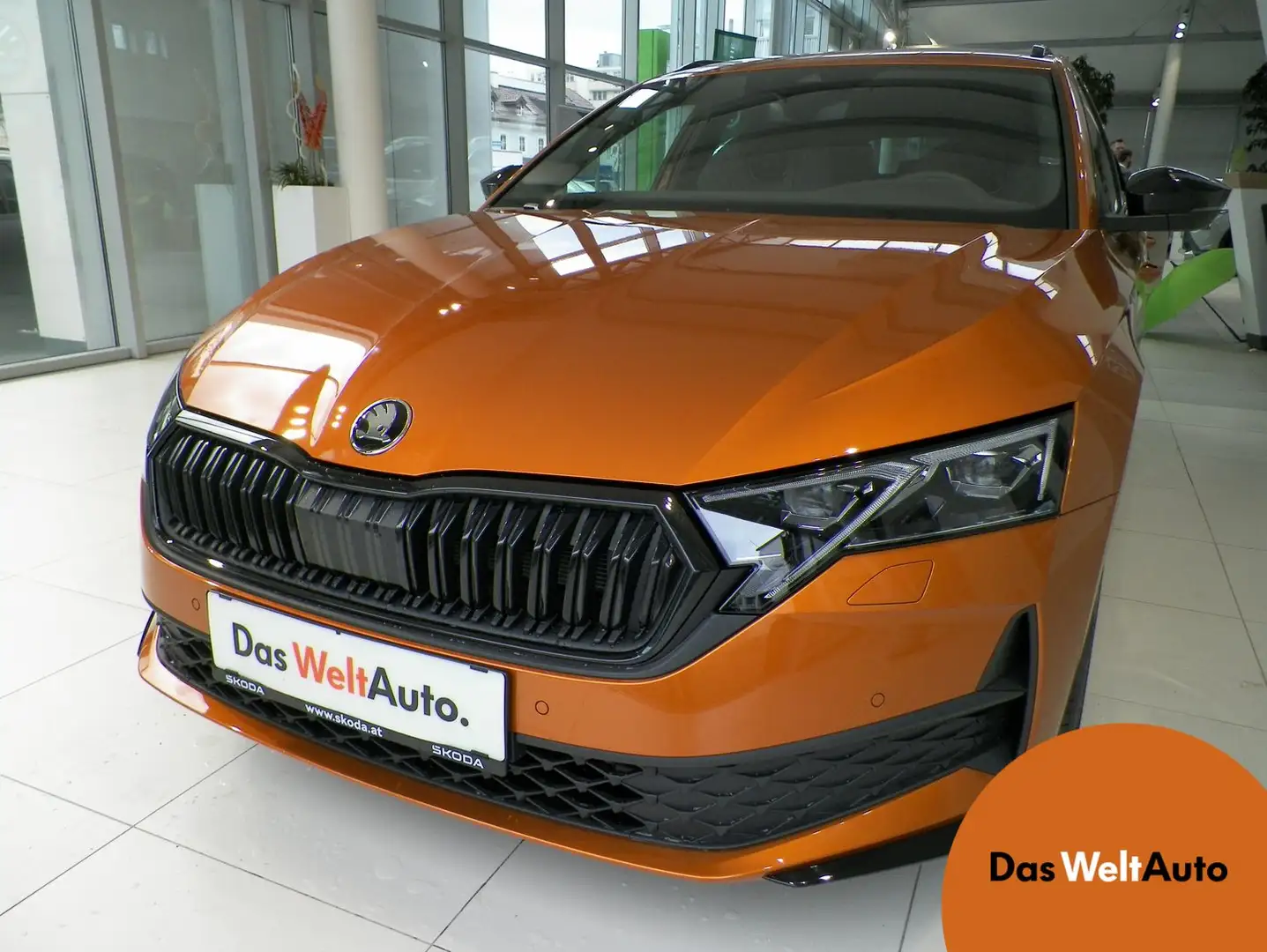 Skoda Octavia Sportline TDI DSG Orange - 1