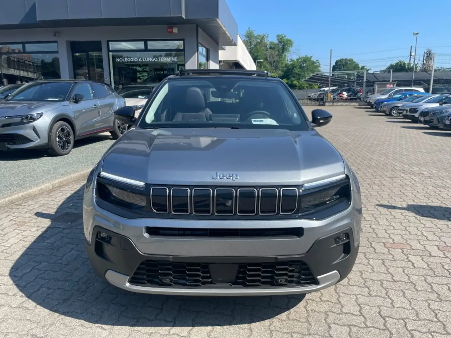 Jeep Avenger 1.2 Turbo MHEV SUMMIT+BICOLORE+TETTO APRIBILE KM0 Gris - 2