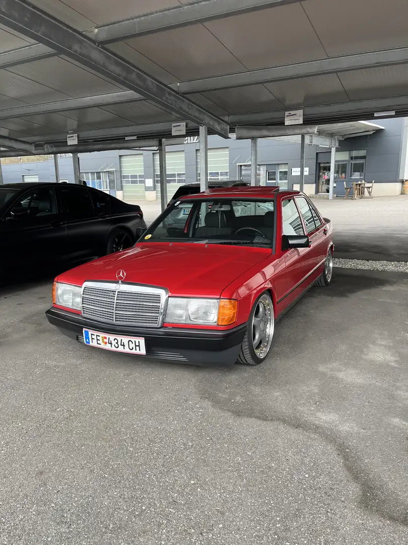 Mercedes-Benz 190 1.8E Rot - 2