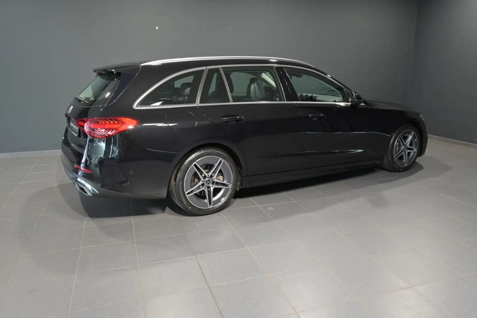 Mercedes-Benz C 200 T AMG/KAMERA/LED/SHZ/TOTWINKEL Zwart - 2