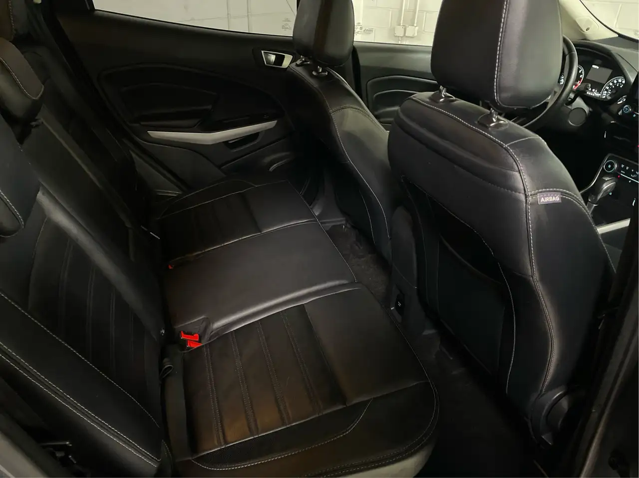 Ford EcoSport снимка Ford EcoSport