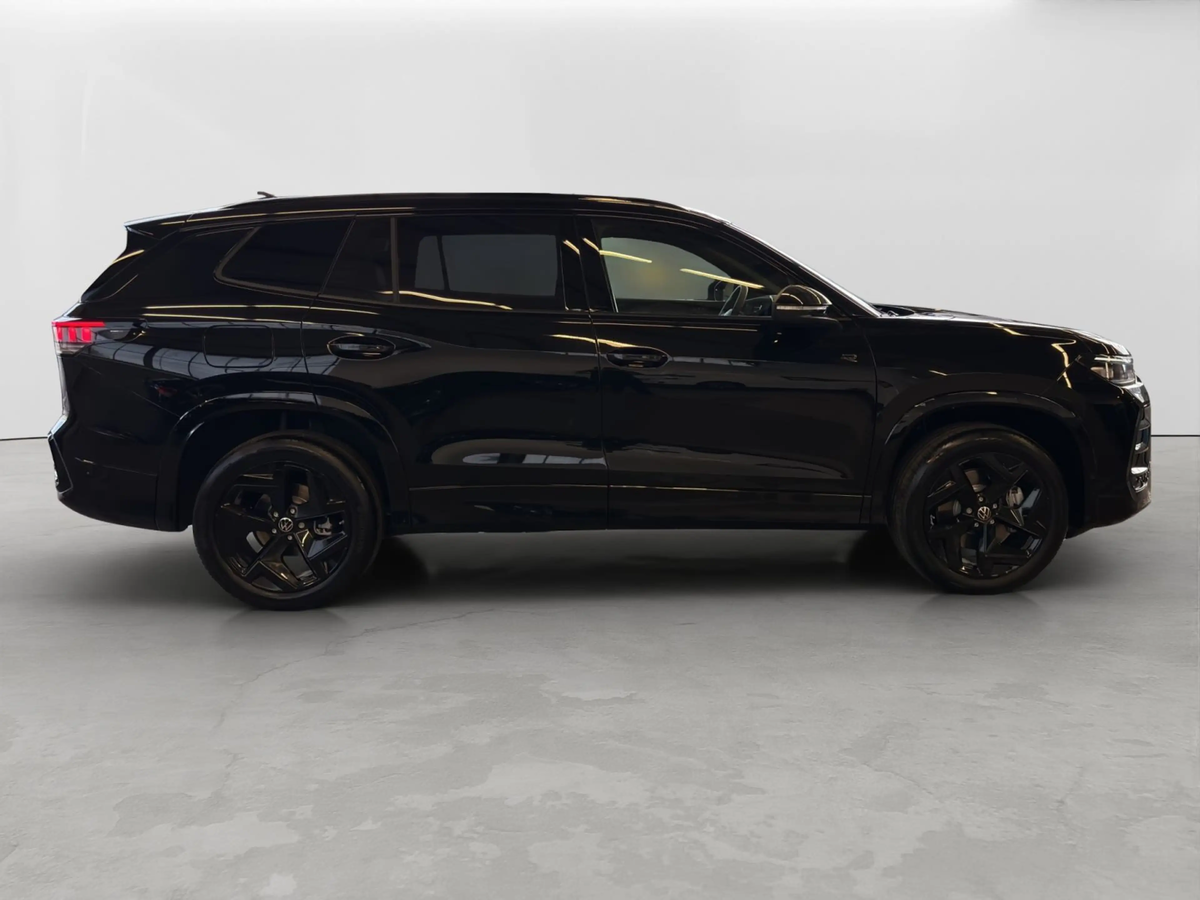 Volkswagen Tayron 2,0 l TDI 7-Gang-DSG R-Line — photo 7