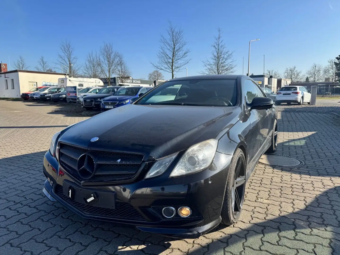 Mercedes-Benz E 350 E -Klasse Coupe E 350 CDI/MOTORSCHADEN Noir - 1