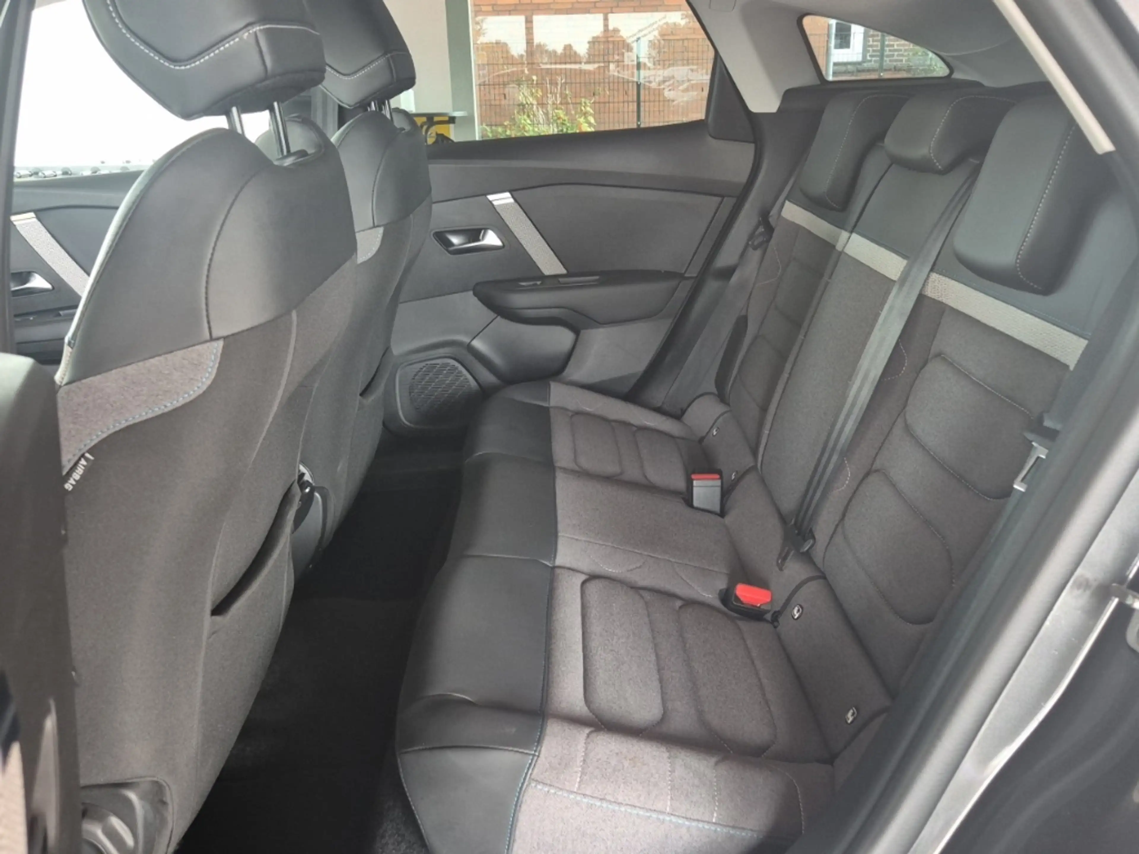 Citroen E-C4 Electric Plus 11kw Shz Navi Kamera Tempomat — photo 14
