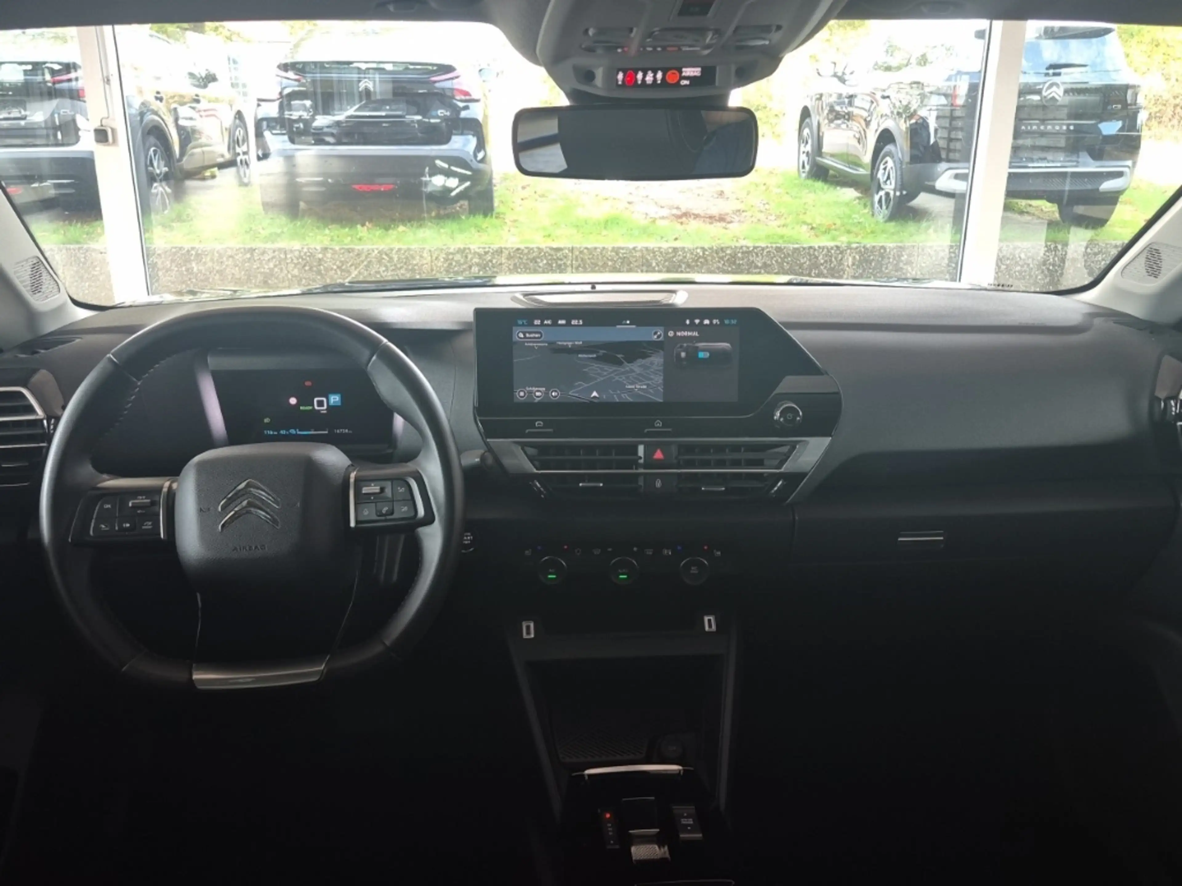Citroen E-C4 Electric Plus 11kw Shz Navi Kamera Tempomat — photo 15