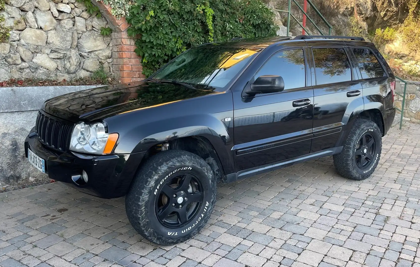 Jeep Grand Cherokee 3.0l CRD Limited AUTO ***VENDU*** Noir - 1