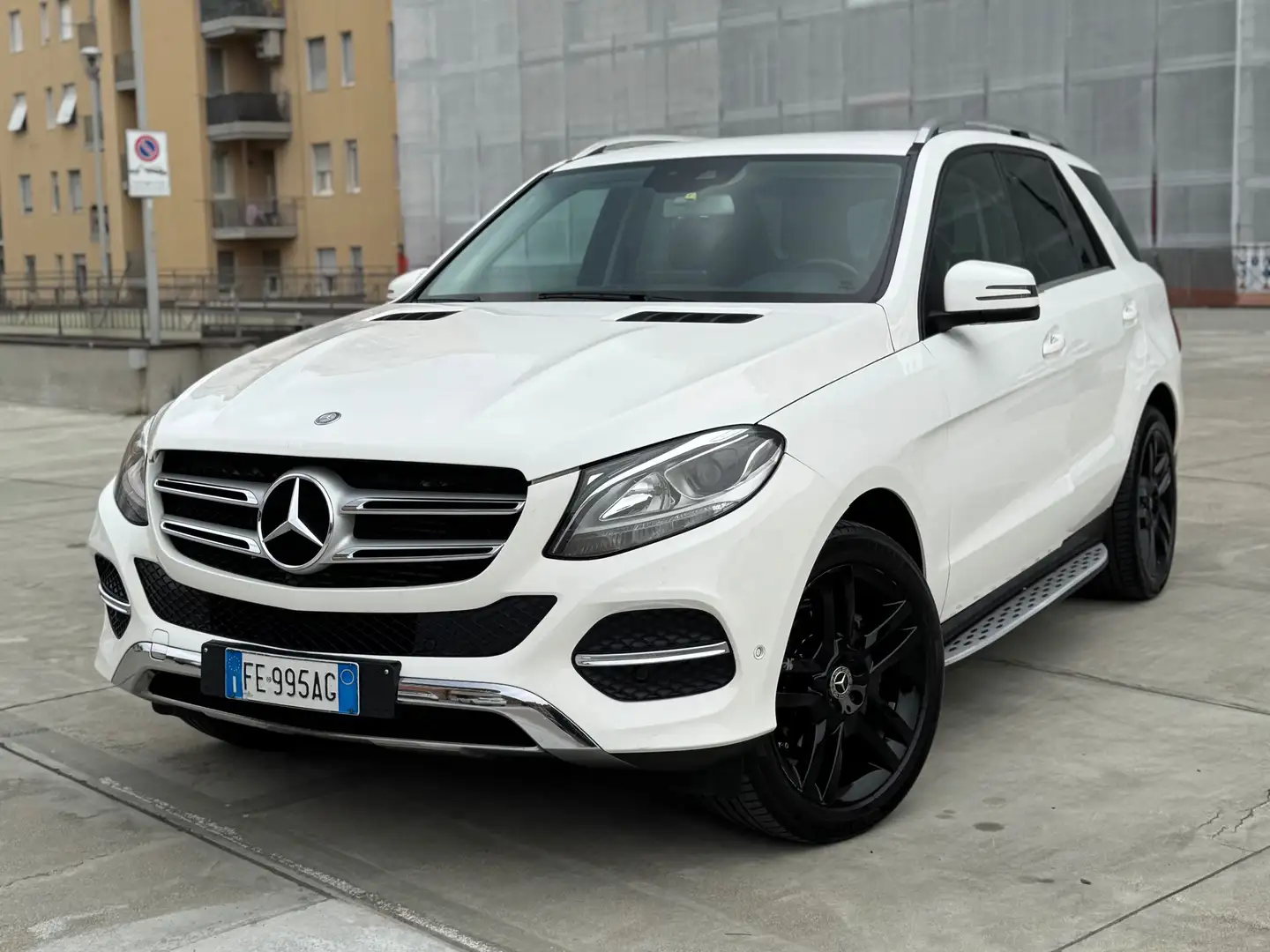 Mercedes-Benz GLE 250 GLE - W166 d Sport 4matic auto Bianco - 1