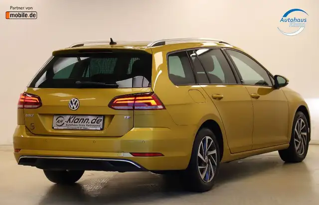 Volkswagen Golf view 6