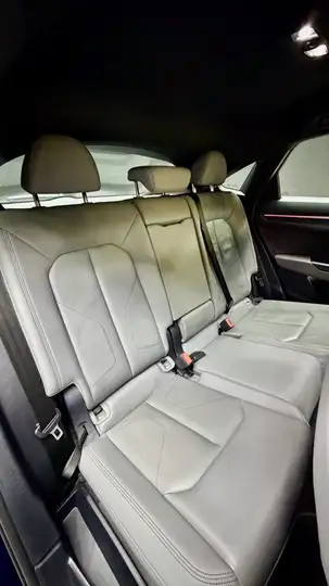 Audi Q3 2022, foto 5