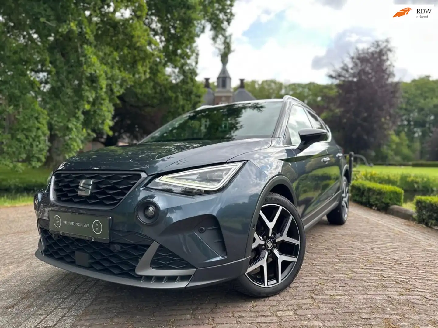 SEAT Arona 1.0 TSI FR | Digidash | DSG | Adaptive Cruise | Al Gris - 1