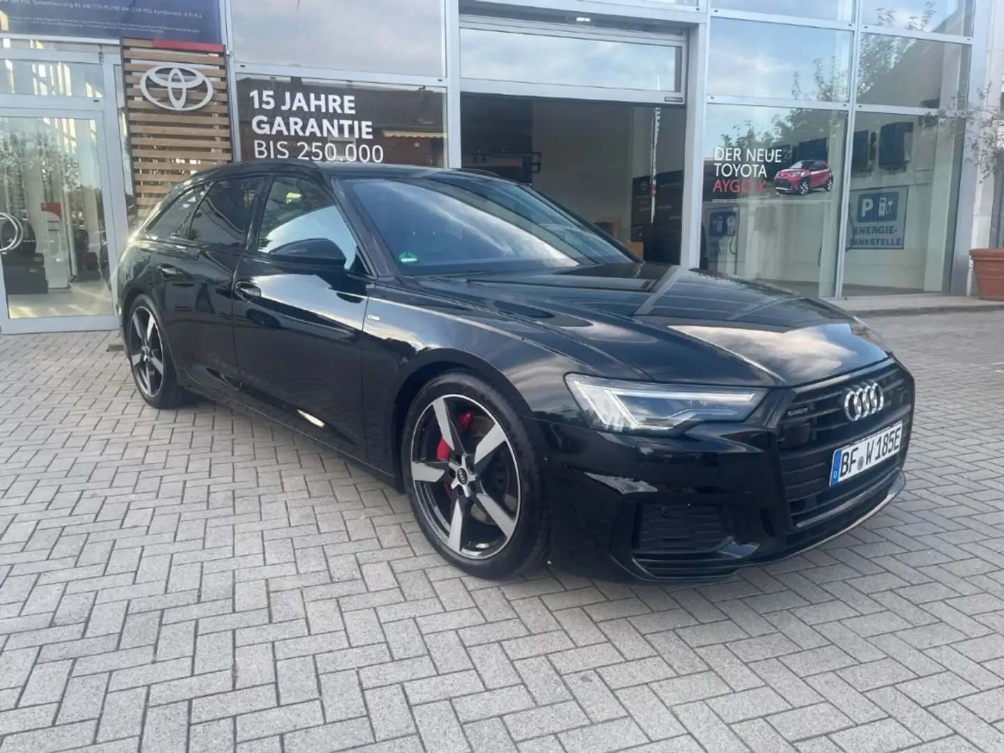Audi A6 Avant 55 TFSI e quattro sport S-line AHK Pano Lede Noir - 1