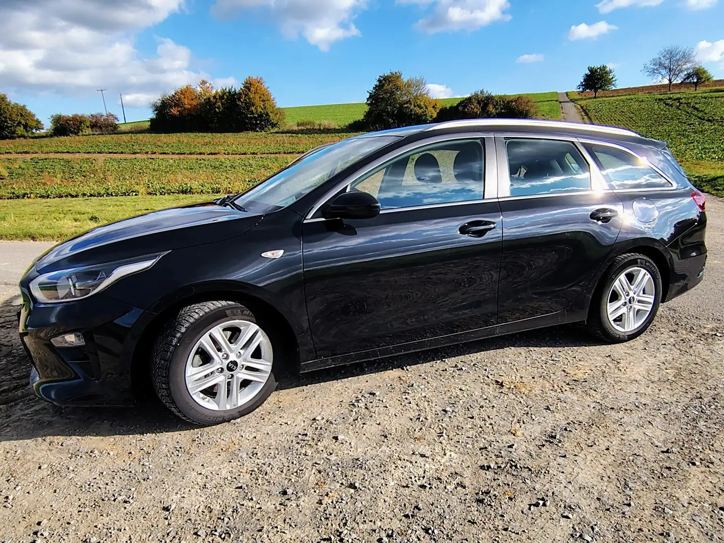 Kia Ceed SW / cee'd SW - 1