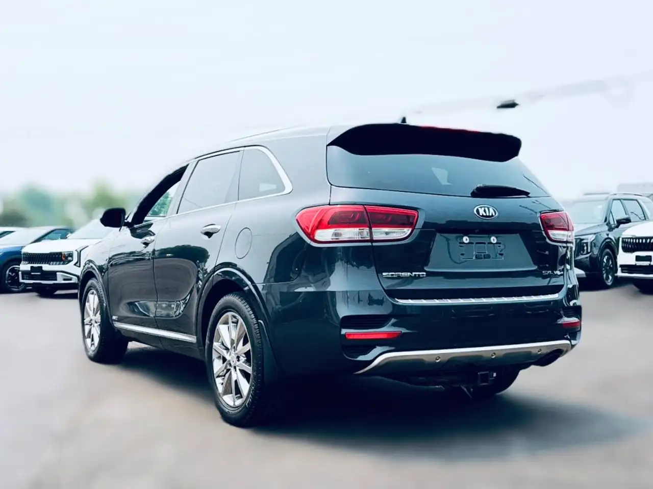 Kia Sorento photo Kia Sorento