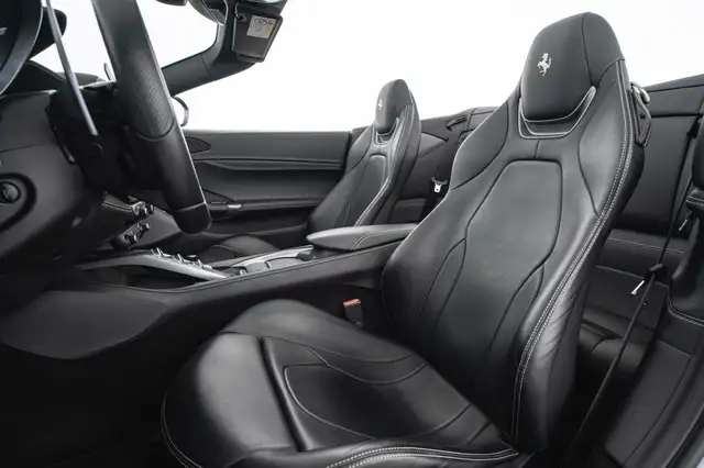 Ferrari Portofino view 11