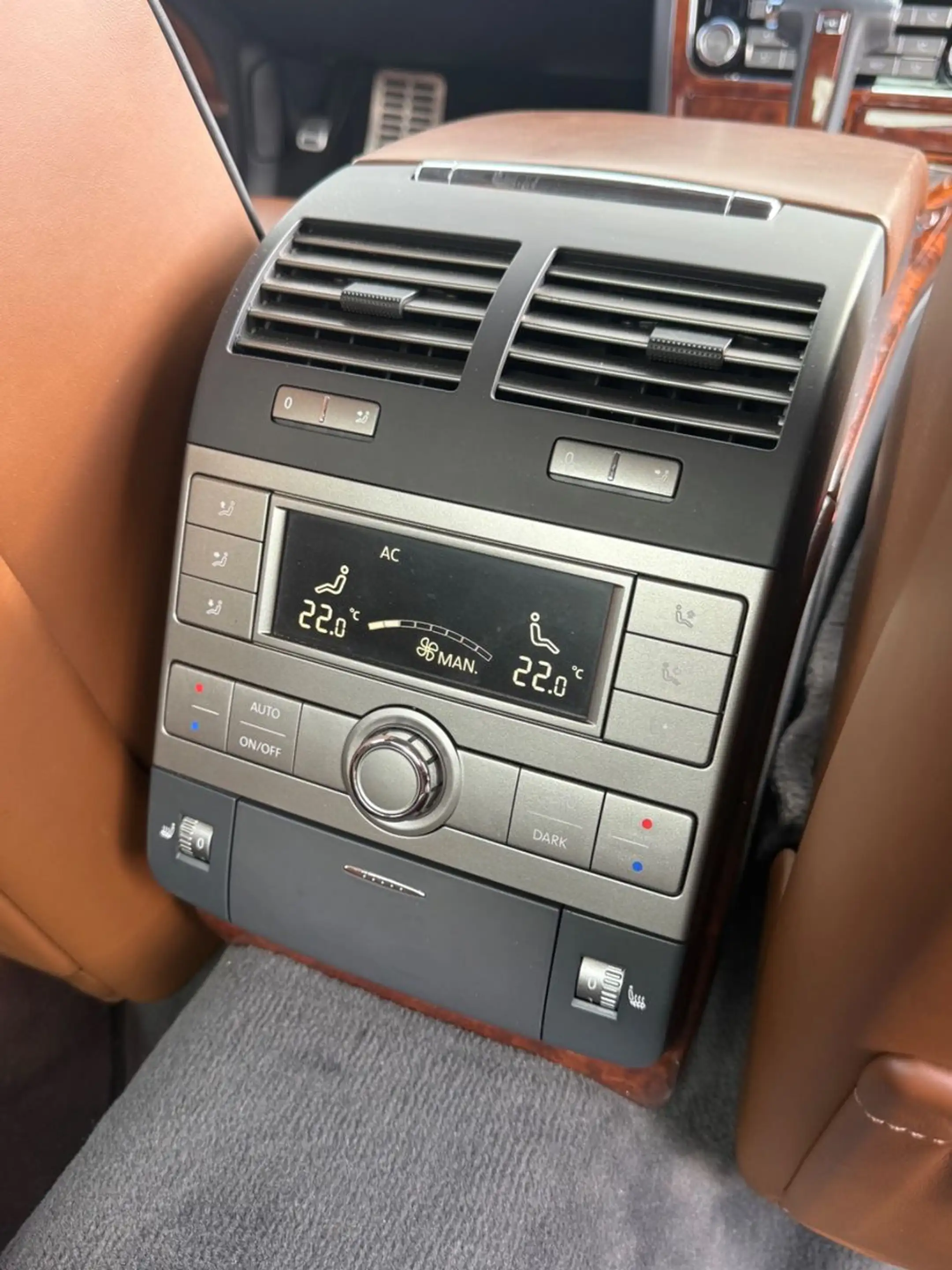 Volkswagen Phaeton 3.0 V6 TDI+Exclusive+viel investiert+TOP — photo 12