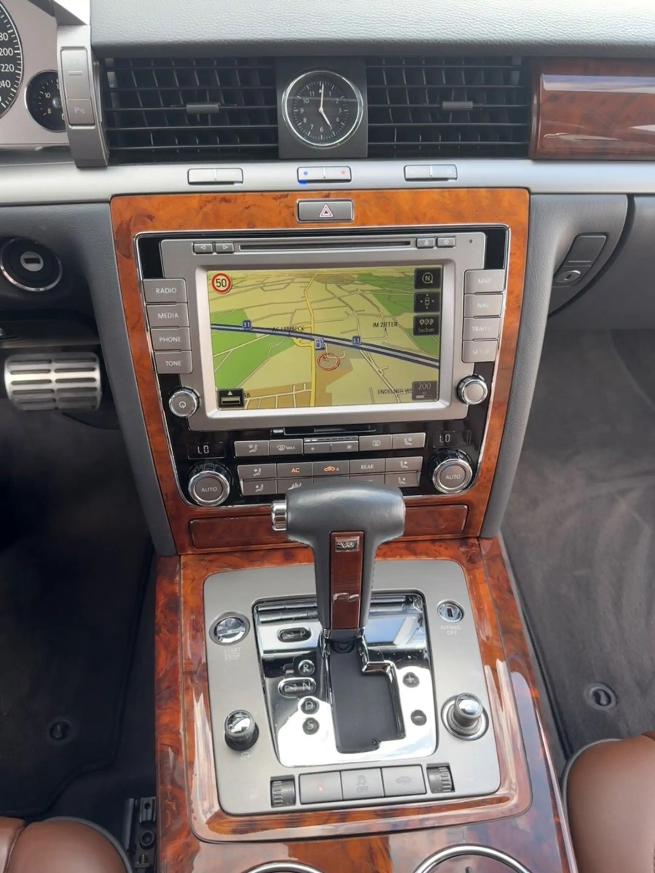 Volkswagen Phaeton 3.0 V6 TDI+Exclusive+viel investiert+TOP — photo 4
