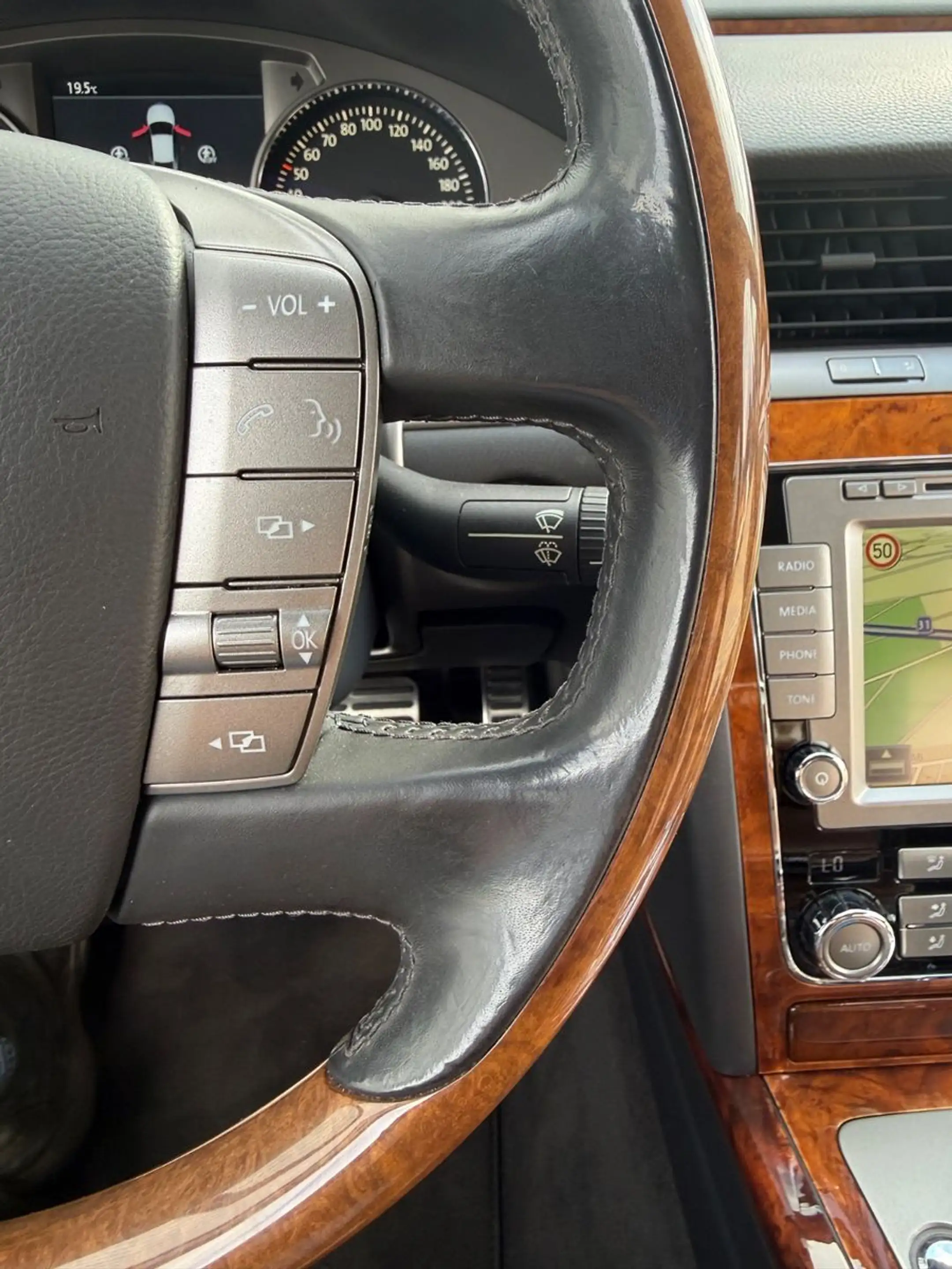 Volkswagen Phaeton 3.0 V6 TDI+Exclusive+viel investiert+TOP — photo 6