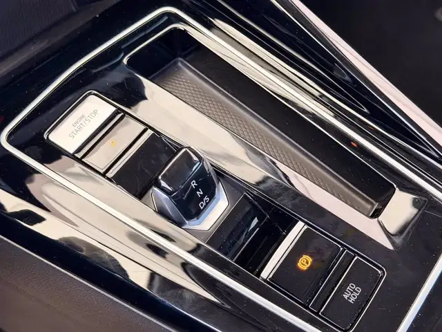 Volkswagen Golf view 26