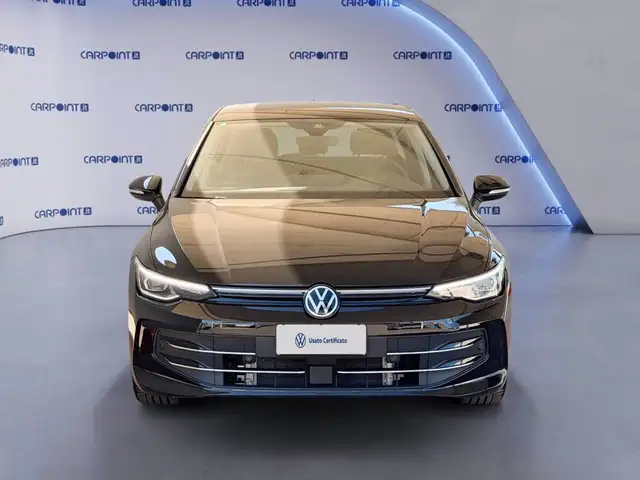 Volkswagen Golf view 3