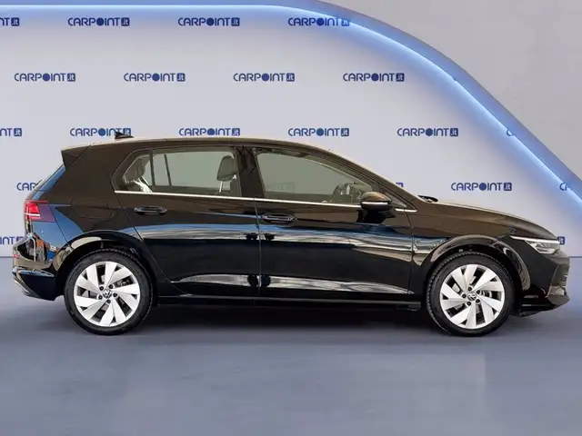 Volkswagen Golf view 6