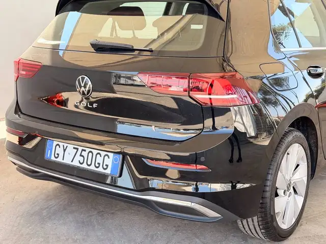 Volkswagen Golf view 18