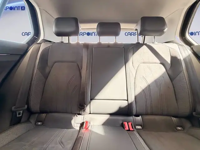 Volkswagen Golf view 10