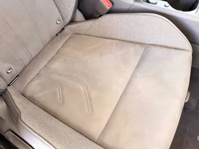 Volkswagen Golf view 9