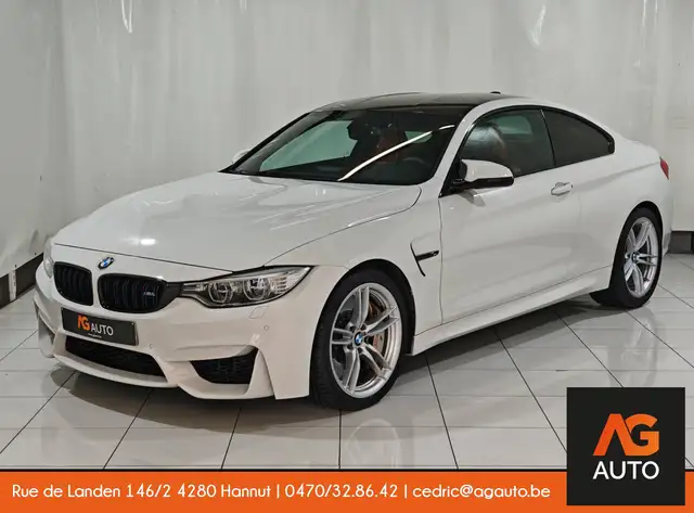 BMW M4 Coupé * Carbon Roof * Carbon Ceramic Brakes * LED * Harman & Kardon