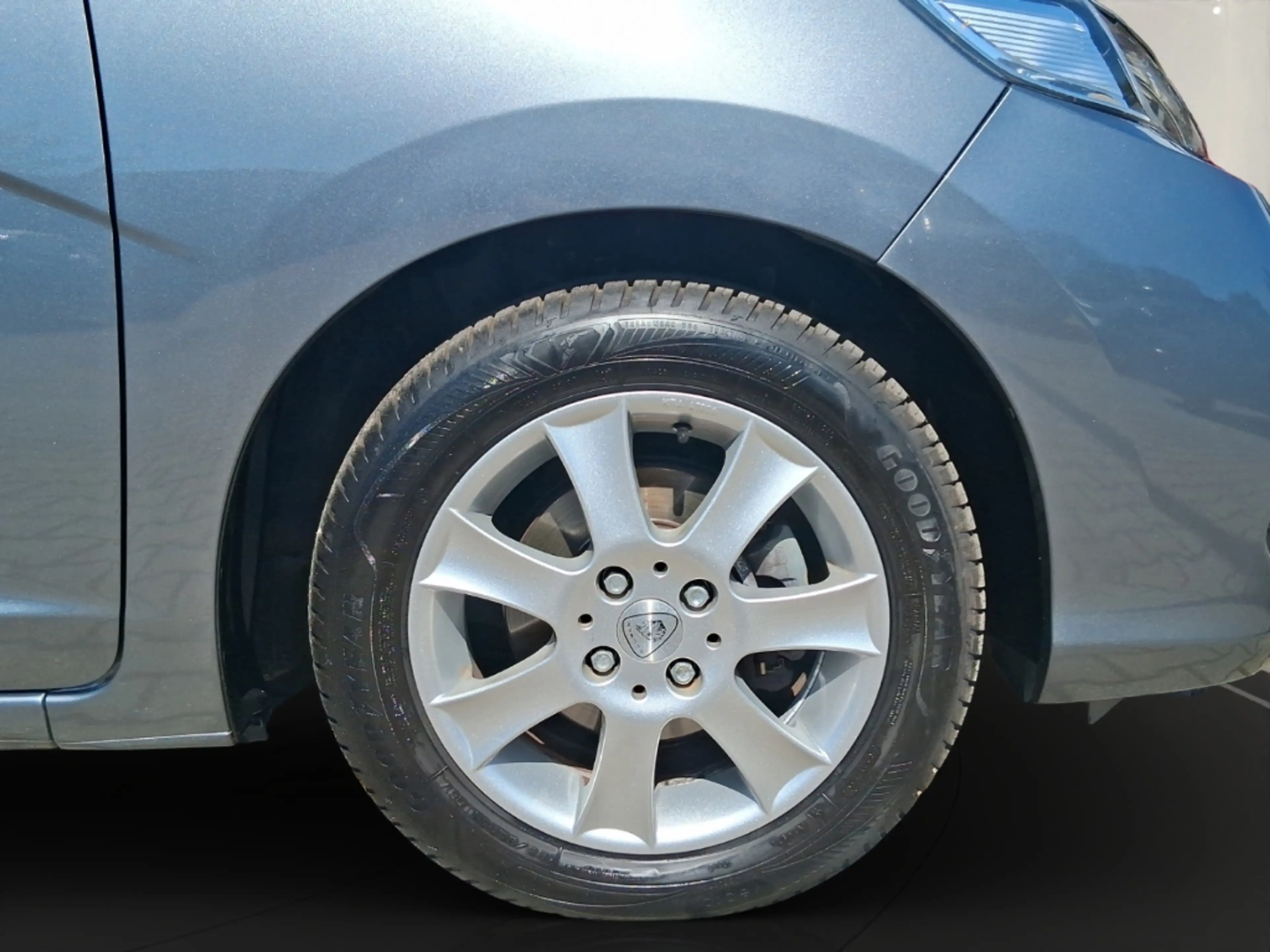 Honda Jazz Trend+SHZ+GJ-RÄDER+SCHECKHEFT !! — photo 9