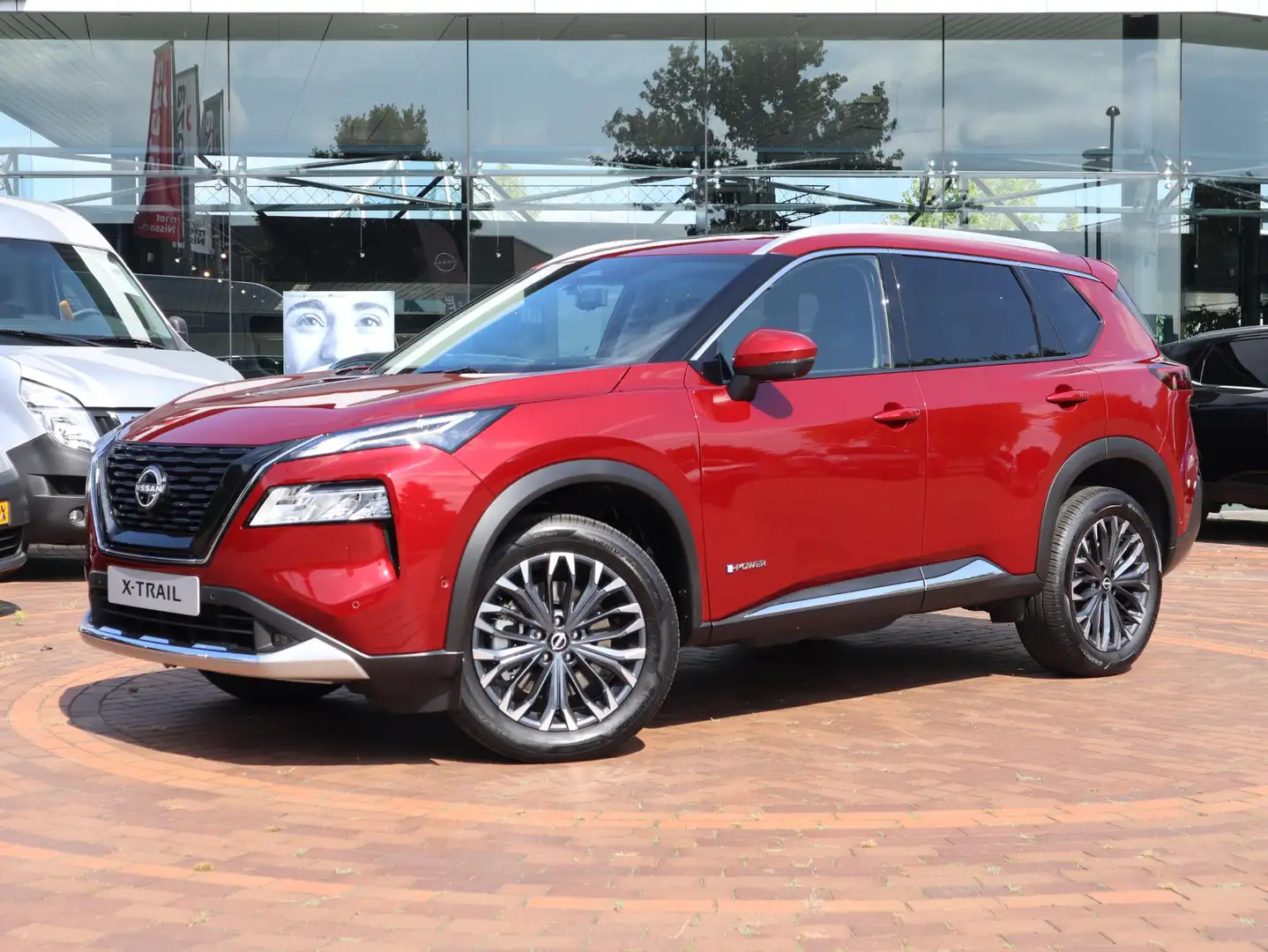 Nissan X-Trail 1.5 e-Power Tekna | Schuif-/ kanteldak | BOSE Audi Rood - 2